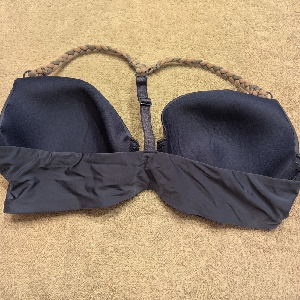 Victoria's Secret Black Bra with Tan Straps - Picture 2 of 3